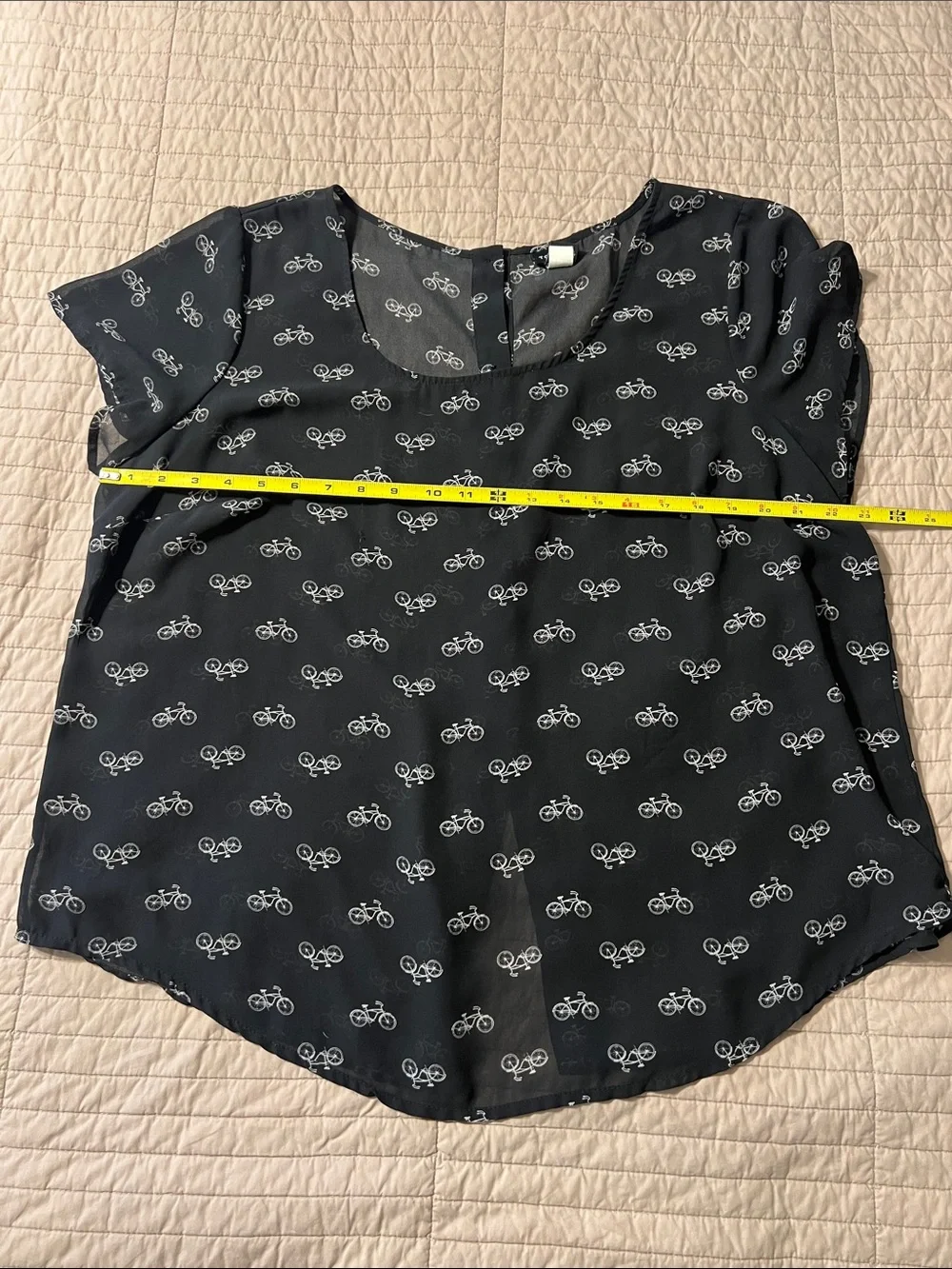 Two torrid Tops Size 1 - Short Sleeve Bicycle Print & Sleeveless Bird Print - Picture 5 of 15